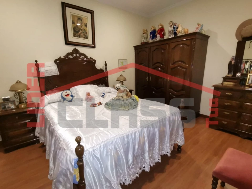 Moradia T6 para Venda em São Salvador Foto 4