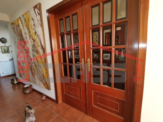 Moradia T6 para Venda em São Salvador Foto 10