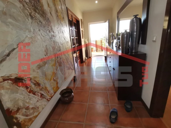 Moradia T6 para Venda em São Salvador Foto 11