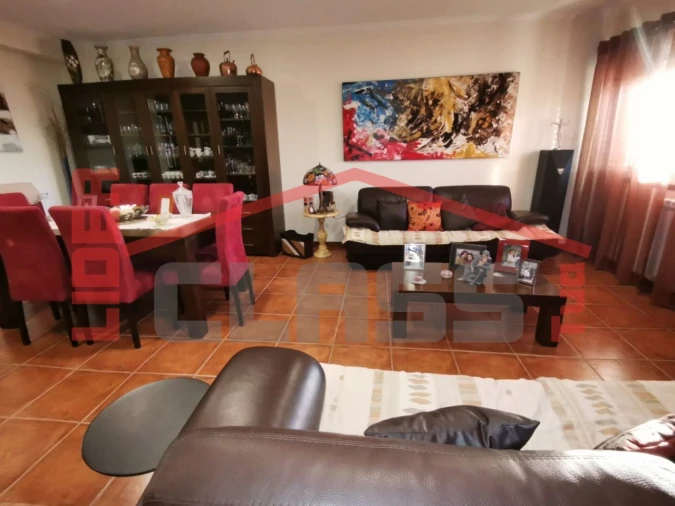 Moradia T6 para Venda em São Salvador Foto 13