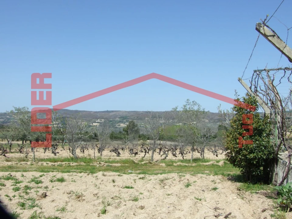 Moradia T6 para Venda em Aguieiras Foto 49