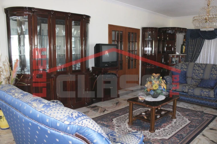 Moradia T6 para Venda em Aguieiras Foto 10