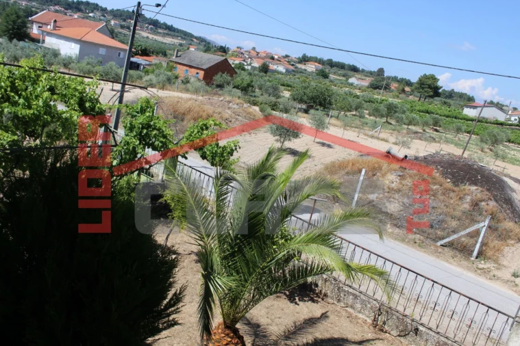 Moradia T6 para Venda em Aguieiras Foto 51