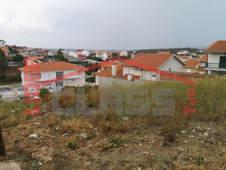 Terreno para Venda em Mirandela Foto 12