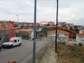 Terreno para Venda em Mirandela