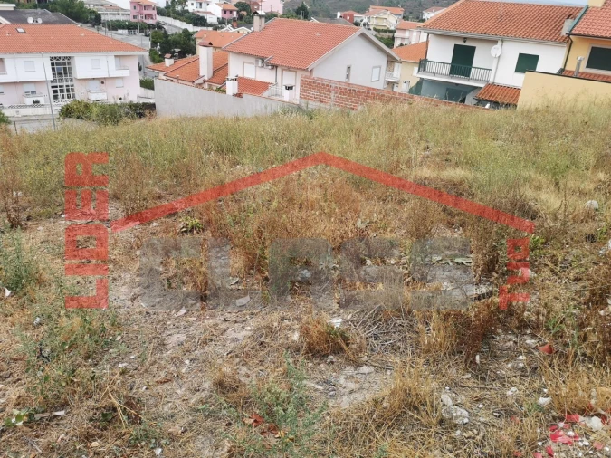 Terreno para Venda em Mirandela Foto 3