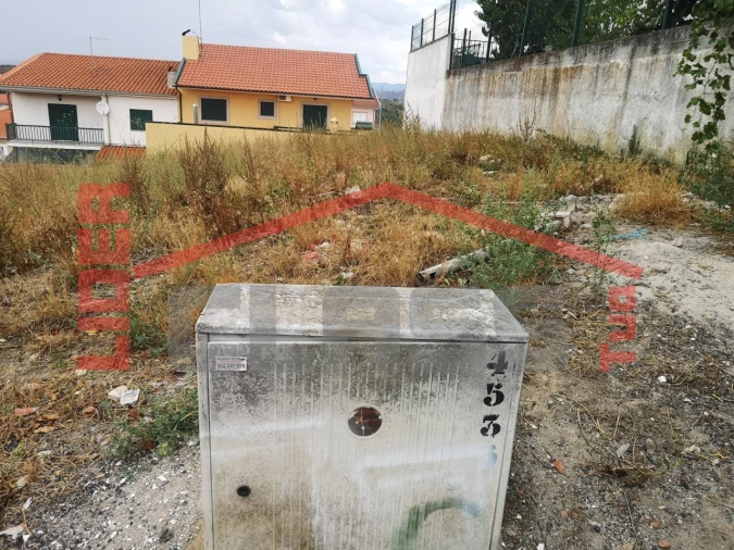 Terreno para Venda em Mirandela Foto 16