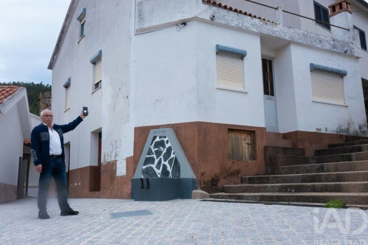 Moradia T2 para Venda em Pomares Foto 25