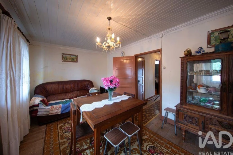 Moradia T2 para Venda em Pomares Foto 2