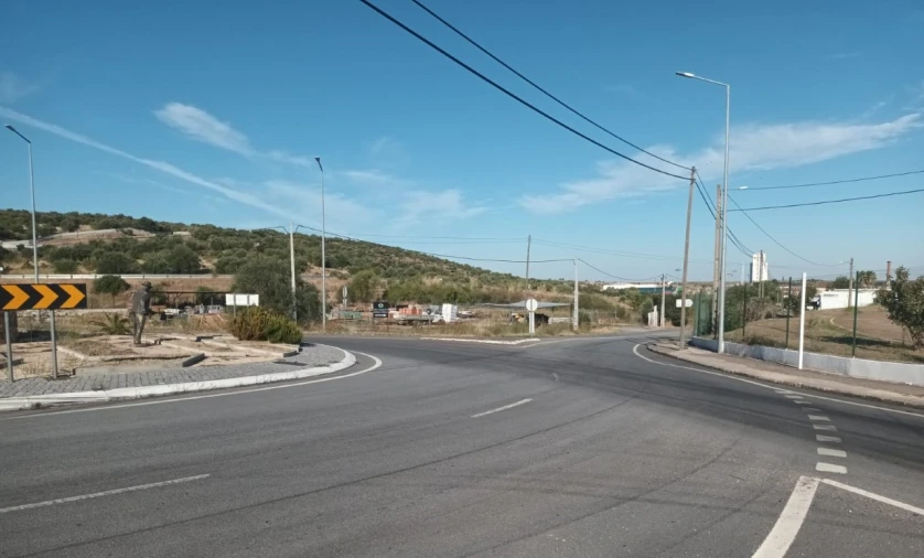 Terreno para Venda em Caia, São Pedro e Alcáçova Foto 2