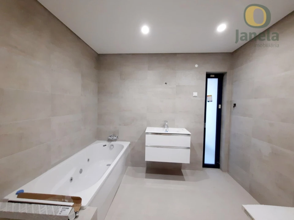 Apartamento T3 para Venda em Faro (Sé e São Pedro) Foto 10