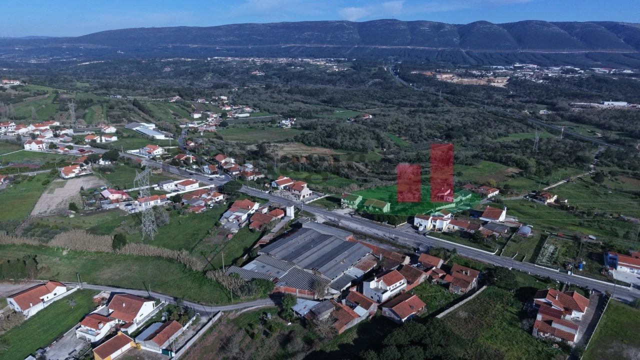 Armazém para Venda em Alcobaça e Vestiaria Foto 8