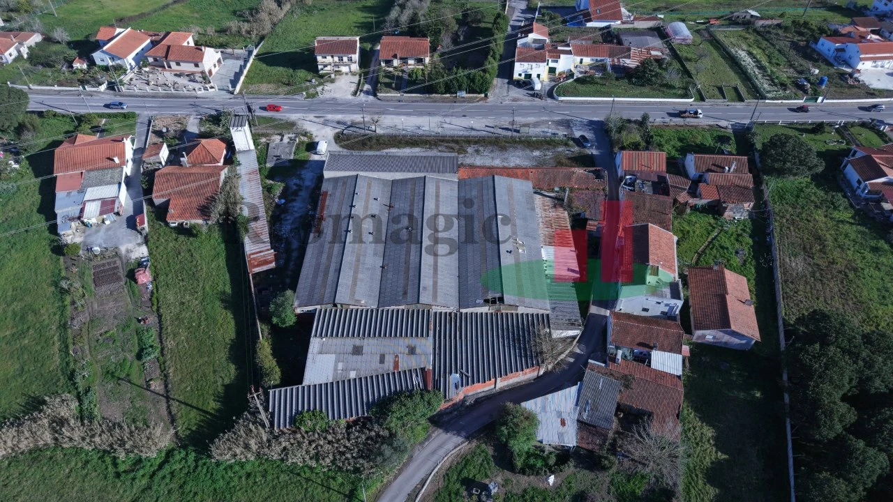 Armazém para Venda em Alcobaça e Vestiaria Foto 9