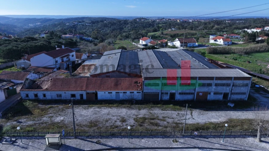 Armazém para Venda em Alcobaça e Vestiaria Foto 29
