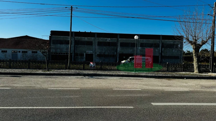 Armazém para Venda em Alcobaça e Vestiaria Foto 33
