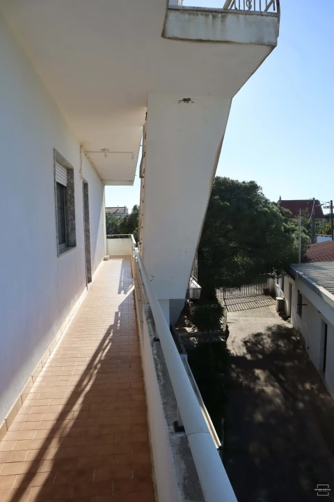 Moradia T3 para Venda em Quarteira