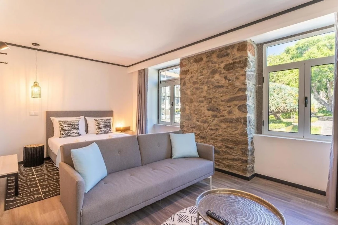 Prédio para Venda em Funchal (Se) Foto 1