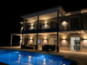 Moradia T4 para Venda em Loule (São Clemente)