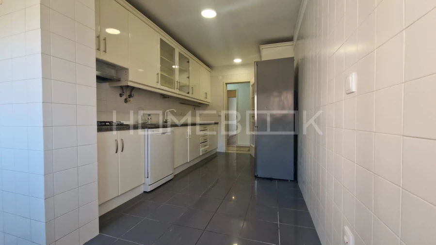 Apartamento T3 para Arrendamento em União das Freguesias de Setúbal Foto 5