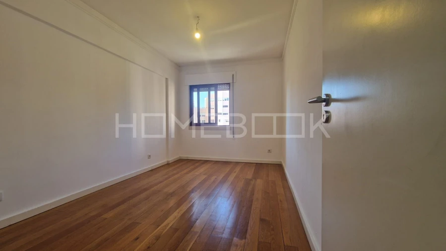 Apartamento T3 para Arrendamento em União das Freguesias de Setúbal Foto 15