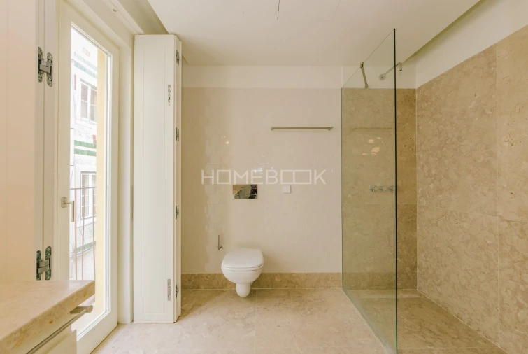 Apartamento T1 para Venda em Santo António Foto 13
