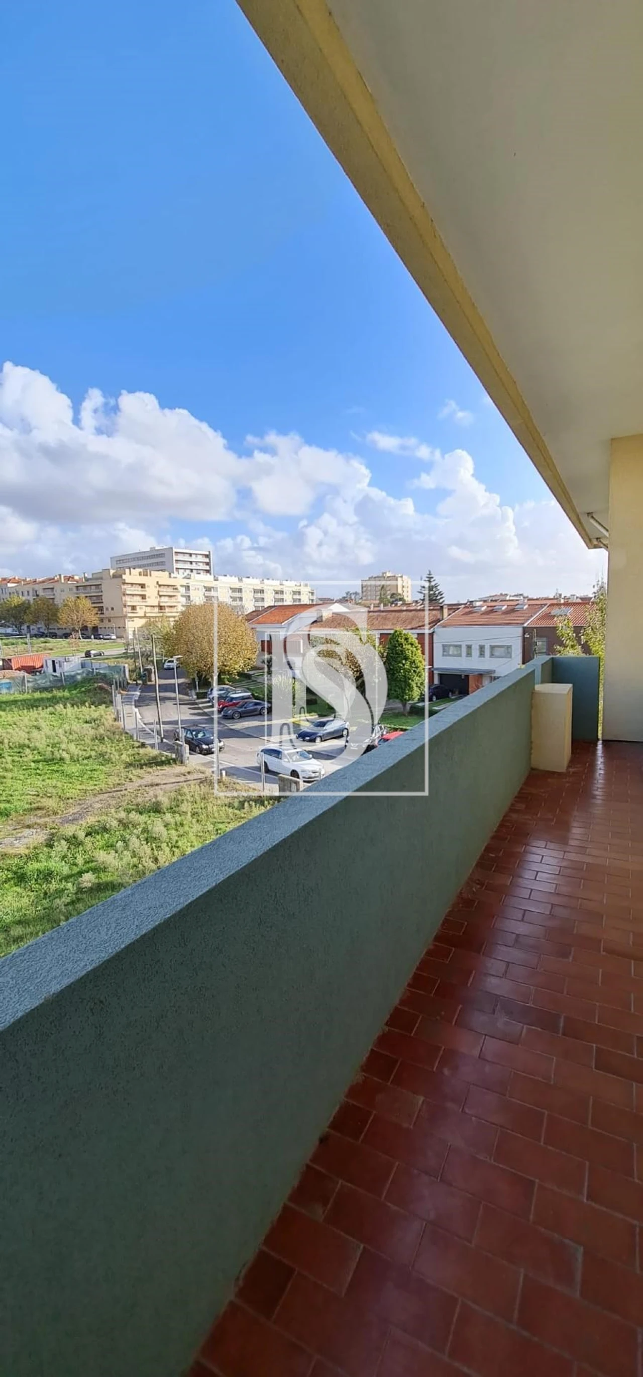 Apartamento T4 para Venda em Espinho Foto 1