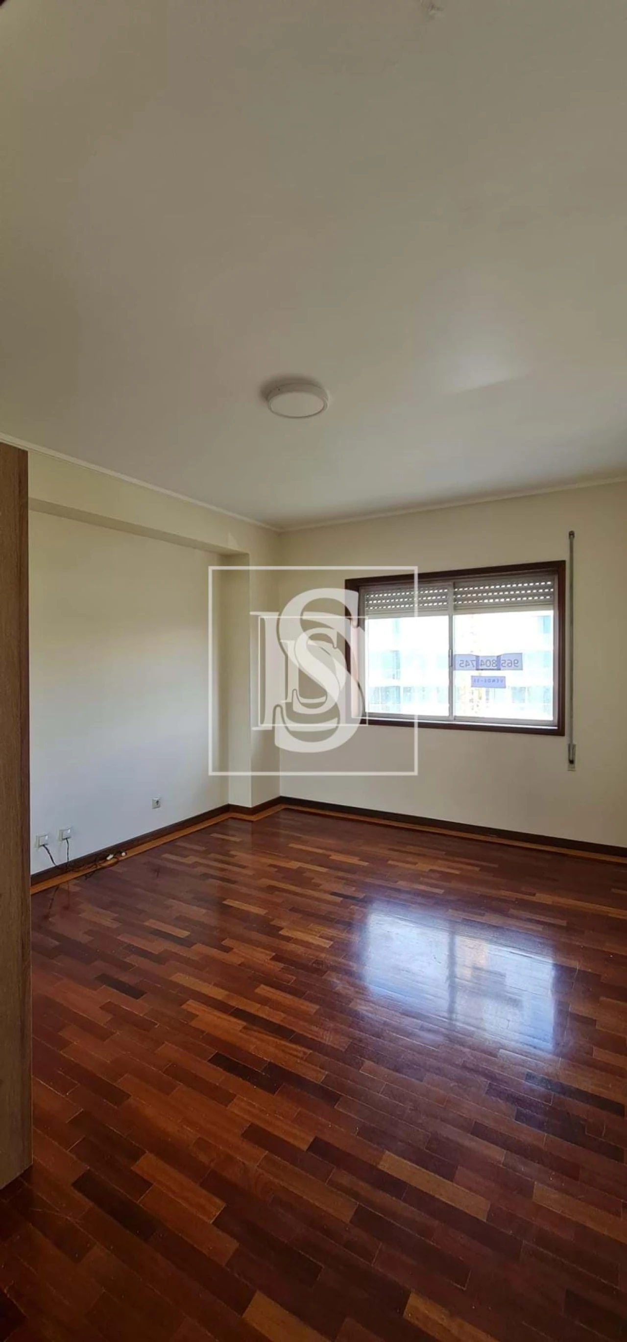 Apartamento T4 para Venda em Espinho Foto 11