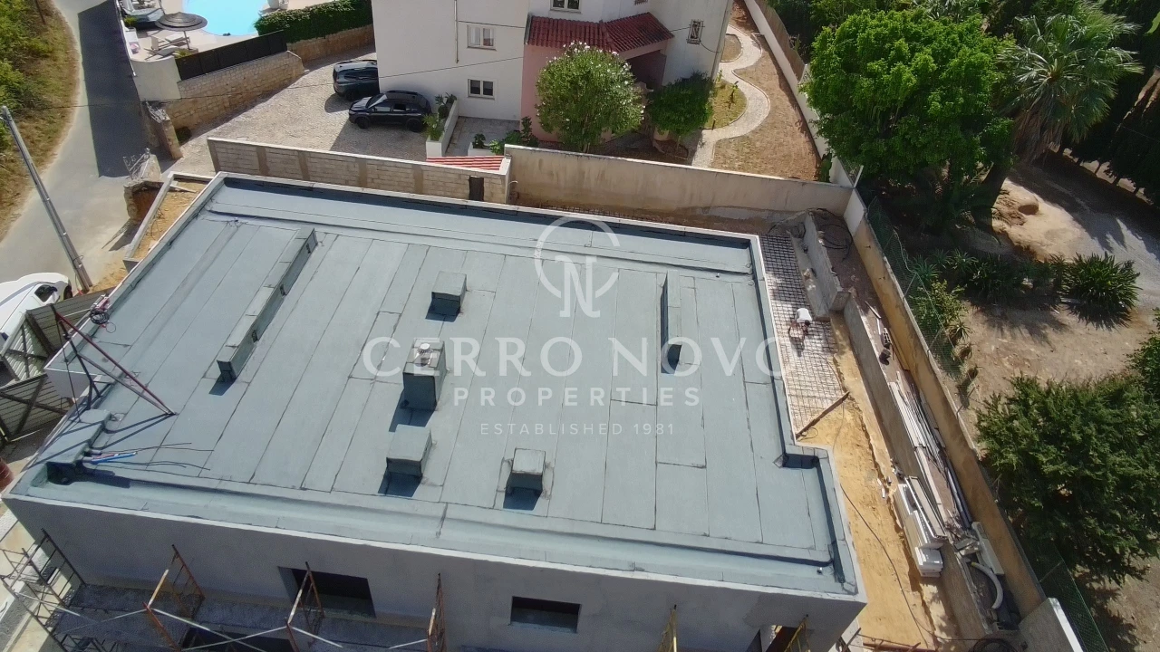 Moradia T3 para Venda em Albufeira e Olhos de Água Foto 29