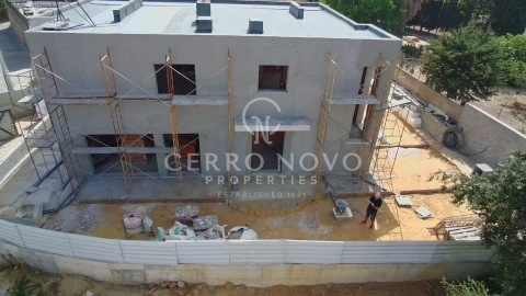 Moradia T3 para Venda em Albufeira e Olhos de Água