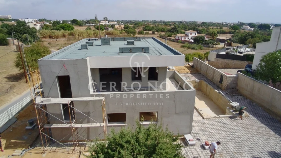 Moradia T3 para Venda em Albufeira e Olhos de Água Foto 31