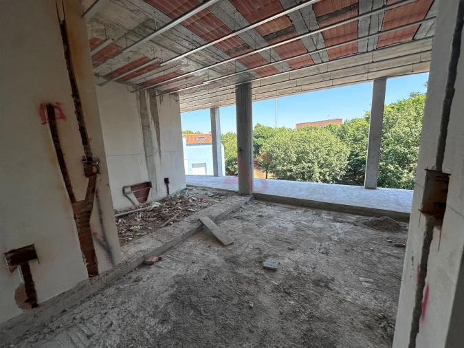 Apartamento T2 para Venda em Paranhos Foto 9
