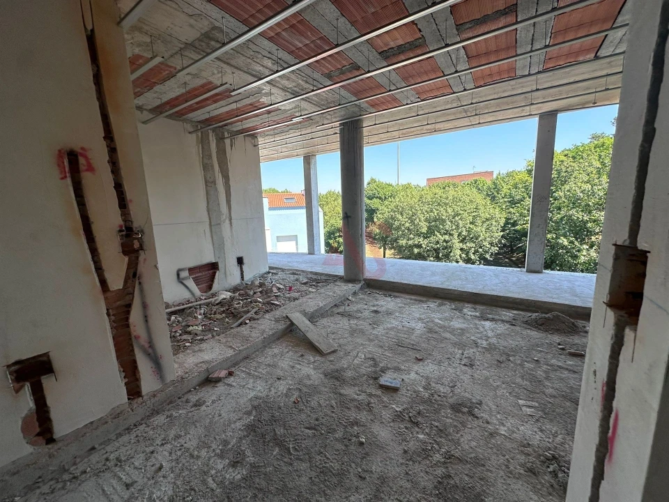 Apartamento T2 para Venda em Paranhos Foto 9