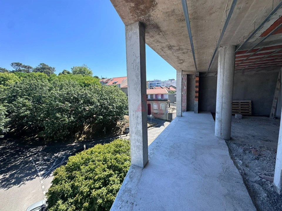 Apartamento T2 para Venda em Paranhos Foto 14