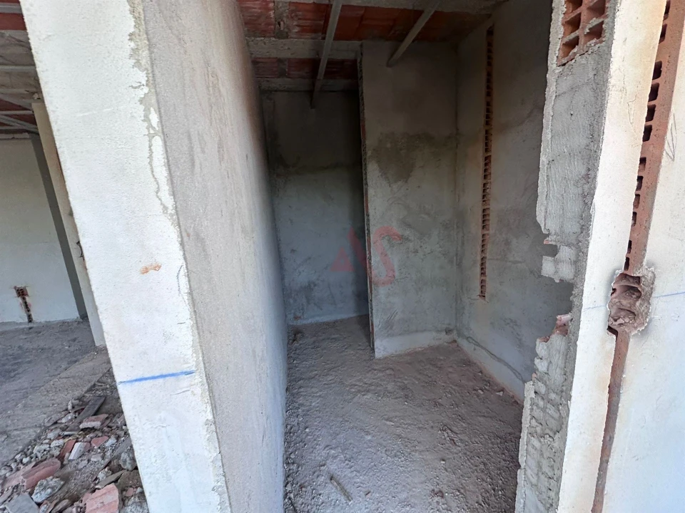 Apartamento T2 para Venda em Paranhos Foto 11