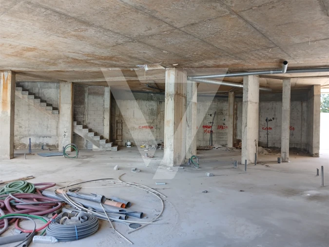 Loja para Venda em Gondomar (São Cosme), Valbom e Jovim Foto 13