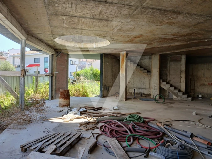 Loja para Venda em Gondomar (São Cosme), Valbom e Jovim Foto 14