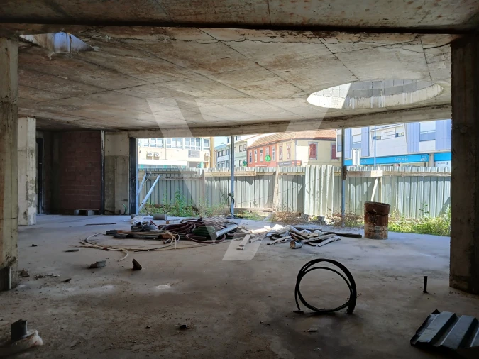 Loja para Venda em Gondomar (São Cosme), Valbom e Jovim Foto 6