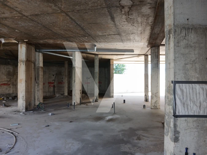 Loja para Venda em Gondomar (São Cosme), Valbom e Jovim Foto 12