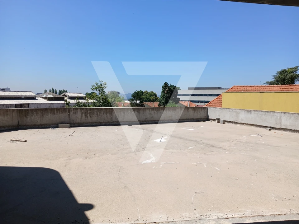 Loja para Venda em Gondomar (São Cosme), Valbom e Jovim Foto 26