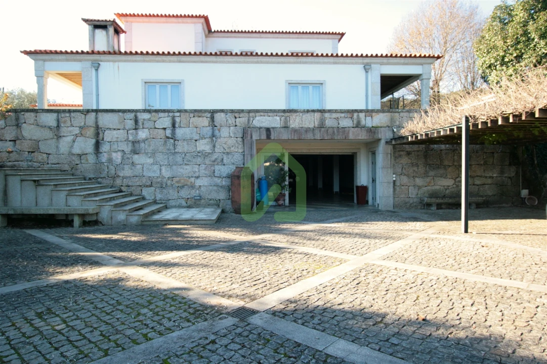Quinta T4 para Venda em Vila Nova de Famalicão e Calendário Foto 5