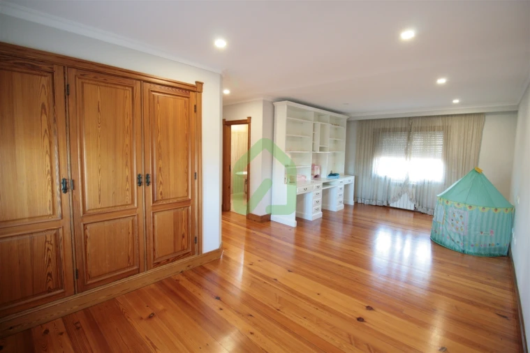 Quinta T4 para Venda em Vila Nova de Famalicão e Calendário Foto 60