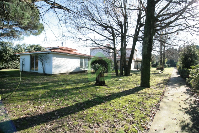 Quinta T4 para Venda em Vila Nova de Famalicão e Calendário Foto 9