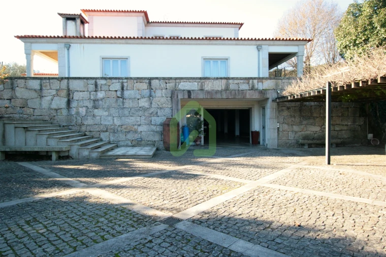 Quinta T4 para Venda em Vila Nova de Famalicão e Calendário Foto 2