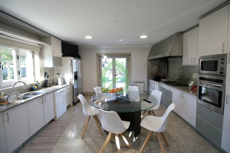 Quinta T4 para Venda em Vila Nova de Famalicão e Calendário Foto 38