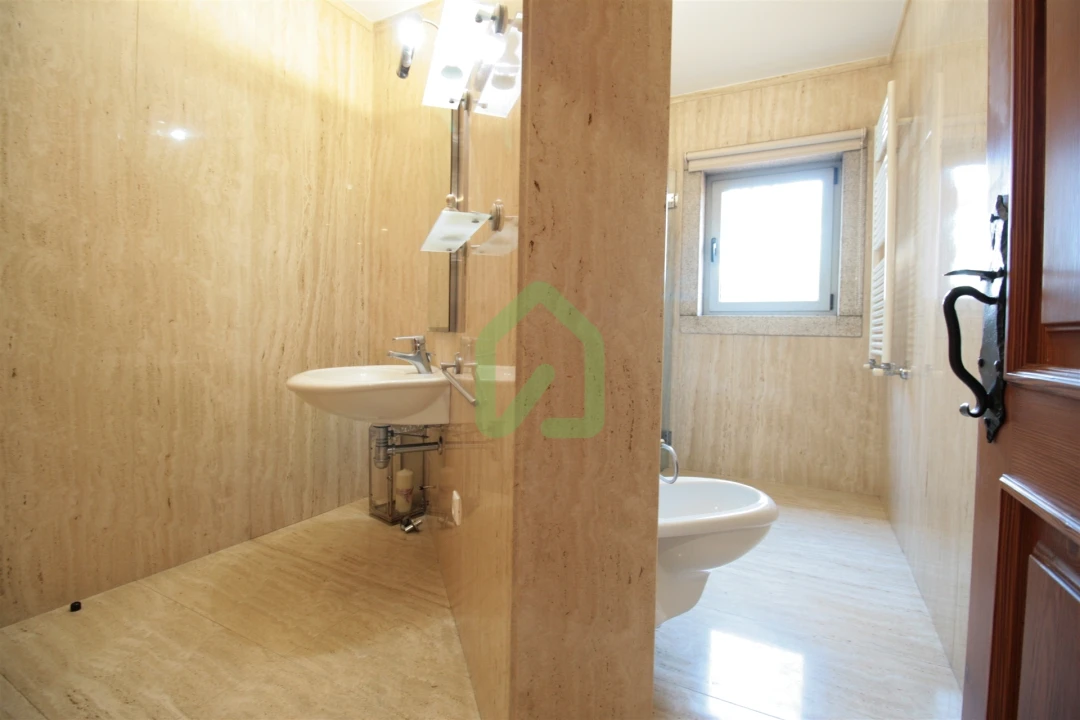 Quinta T4 para Venda em Vila Nova de Famalicão e Calendário Foto 58