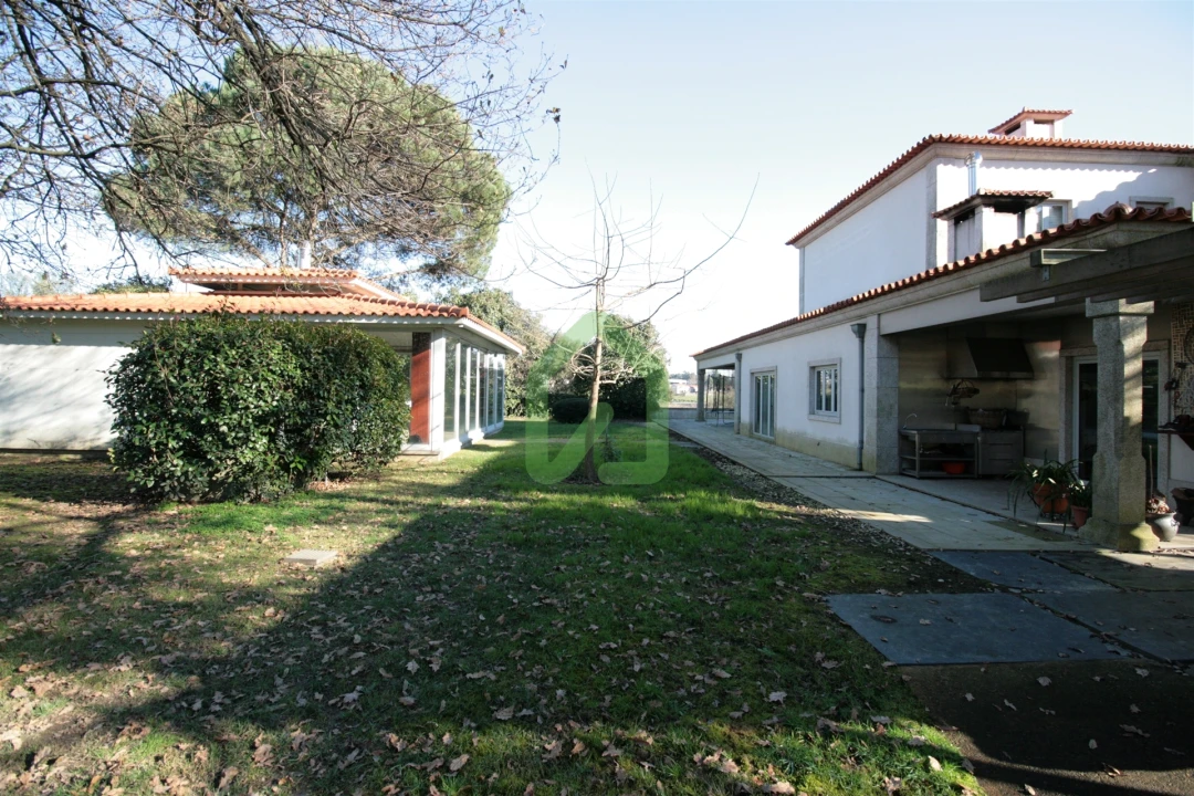 Quinta T4 para Venda em Vila Nova de Famalicão e Calendário Foto 14