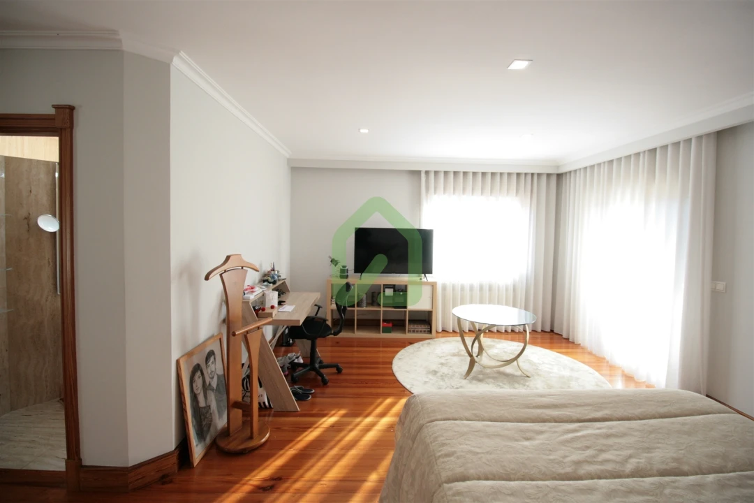 Quinta T4 para Venda em Vila Nova de Famalicão e Calendário Foto 52