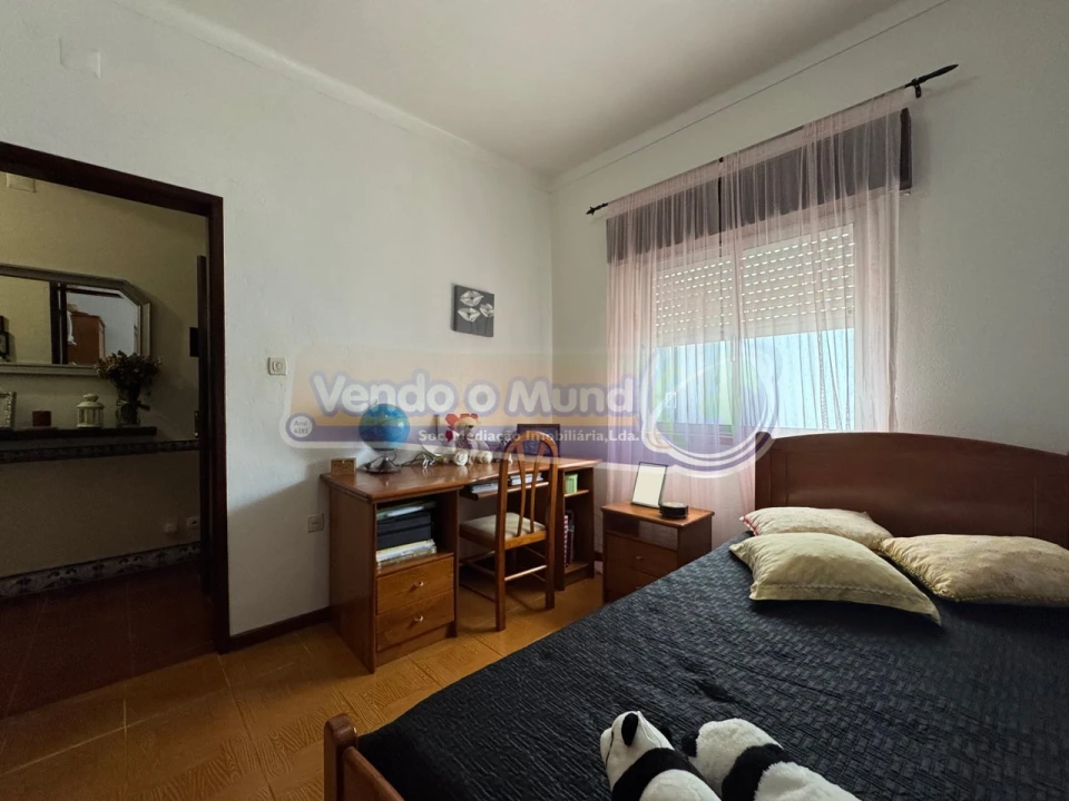 Moradia T3 para Venda em Barrosa Foto 16