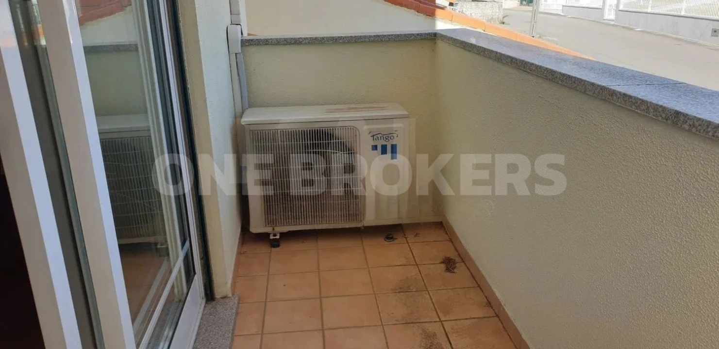 Moradia T3 para Venda em Branca Foto 13