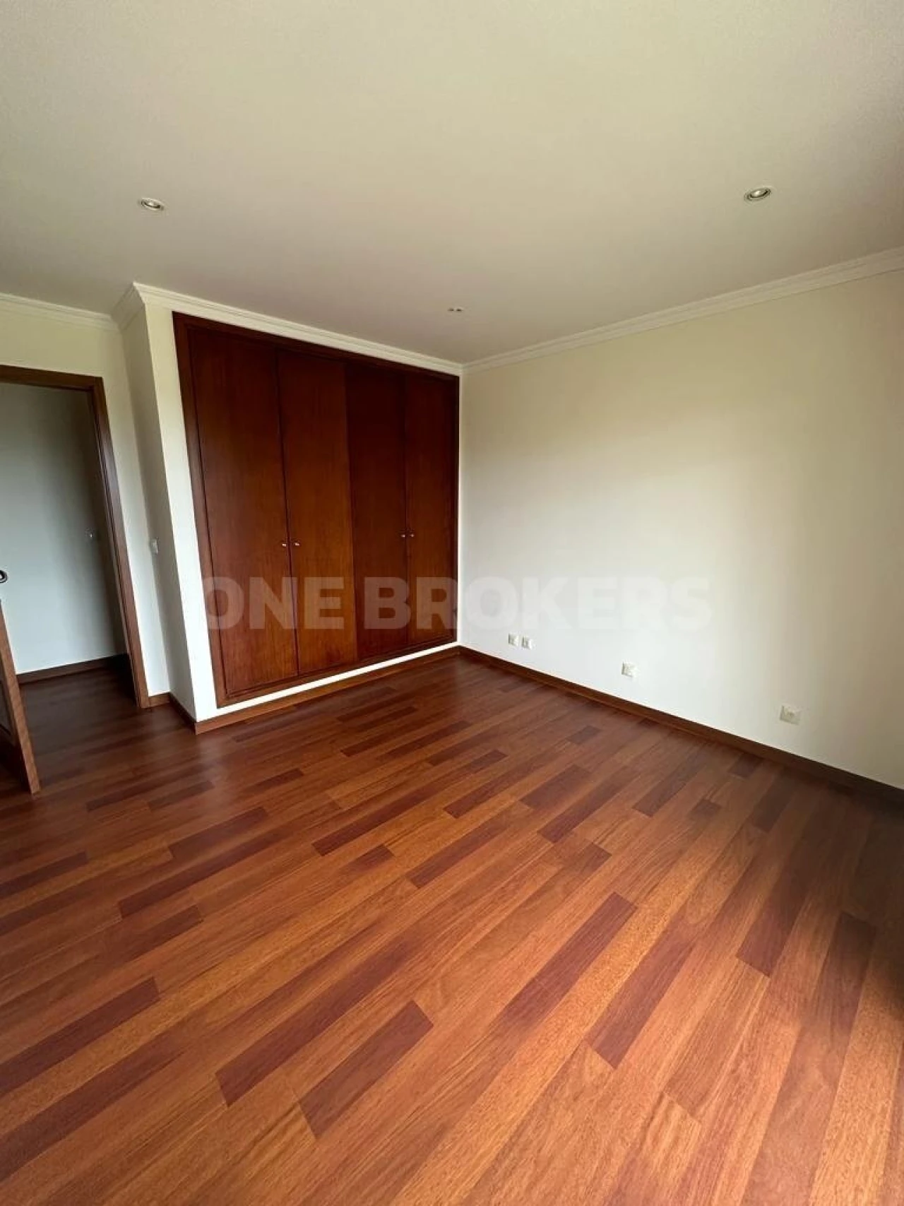 Moradia T3 para Venda em Branca Foto 7